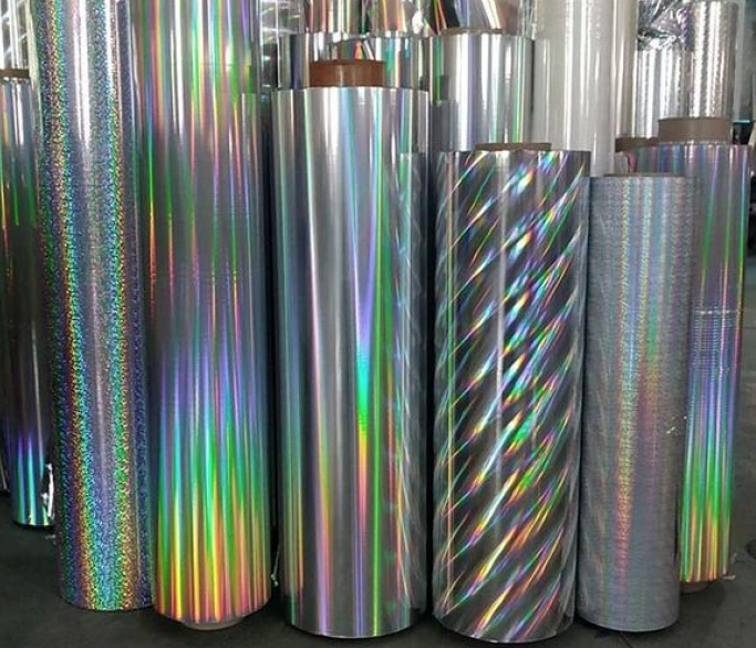 Holographic thermal lamination film